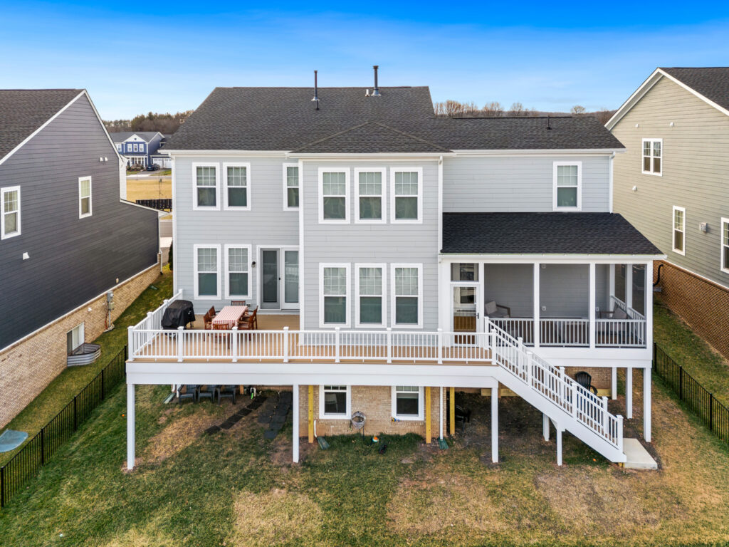Leesburg Screened Porch